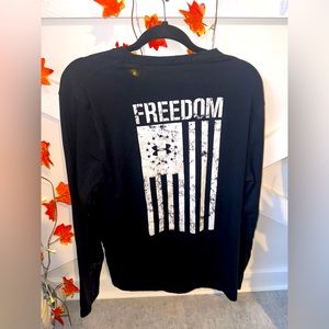 Men’s medium black freedom Under Armor long sleeve